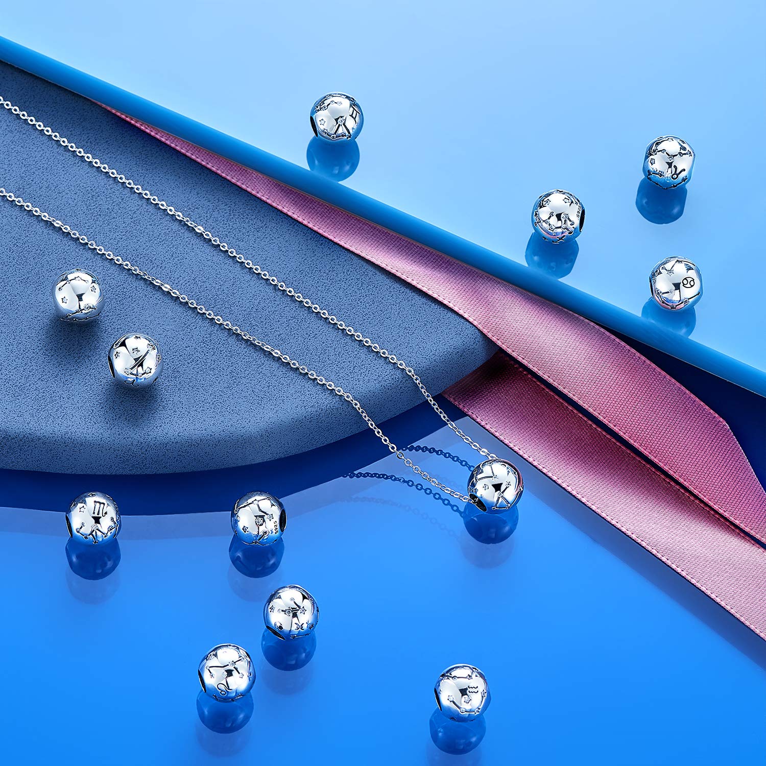 Charm Piscis ♓ en plata 925 – Detalle simbólico para pulsera o collar