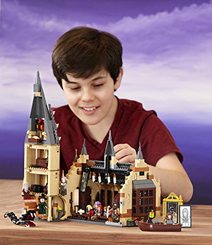 LEGO 75954 Harry Potter Gran Comedor de Hogwarts, Juguete de Construcción con Torre de 4 Plantas, una Bote y 10 Mini Figuras